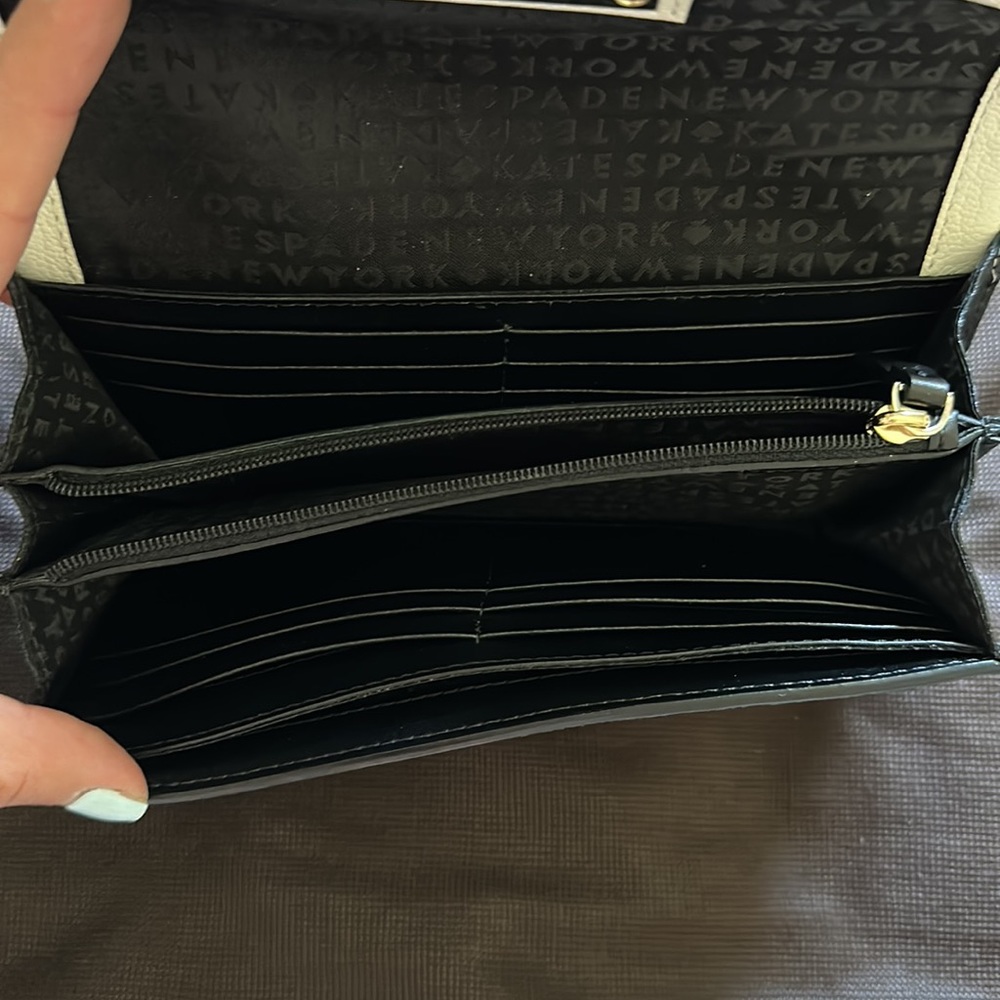 Kate Spade Handbag & Wallet - Picture 5 of 8
